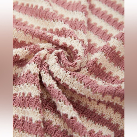 BloomChic Striped Button Through Cut Out Cardigan - Picture 5 of 9